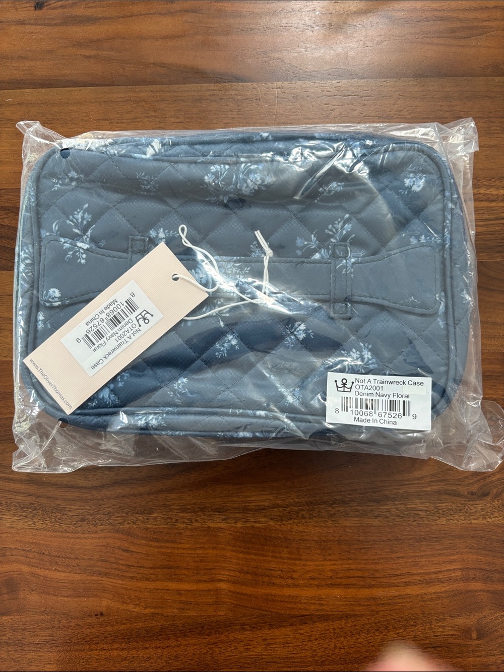 Oliver Thomas KST Trainwreck Case, Denim Navy Floral, NWT
